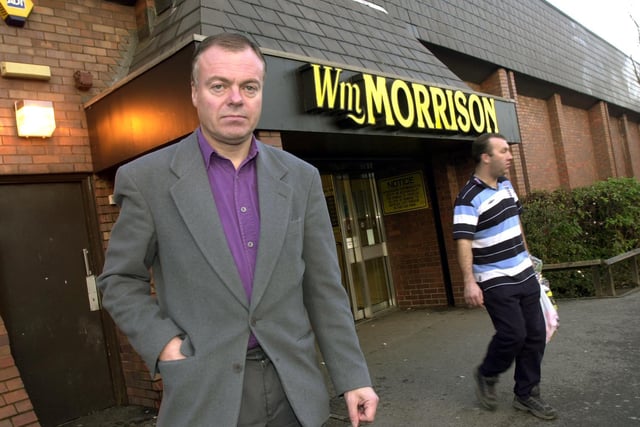 MP Clive Betts outside Wm Morrisons Supermarket in Darnall in 2002