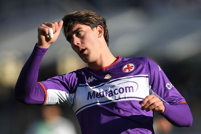 There’s very few strikers in better form than Fiorentina’s Vlahovic at the moment. The Serbian has scored 18 times in just 22 games this campaign and has been catching the attention of Europe’s biggest clubs.