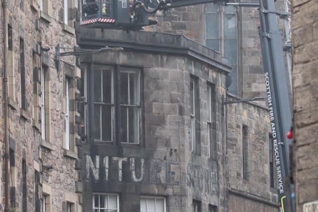 Height appliances have been seen on George IV Bridge and Candlemaker Row.