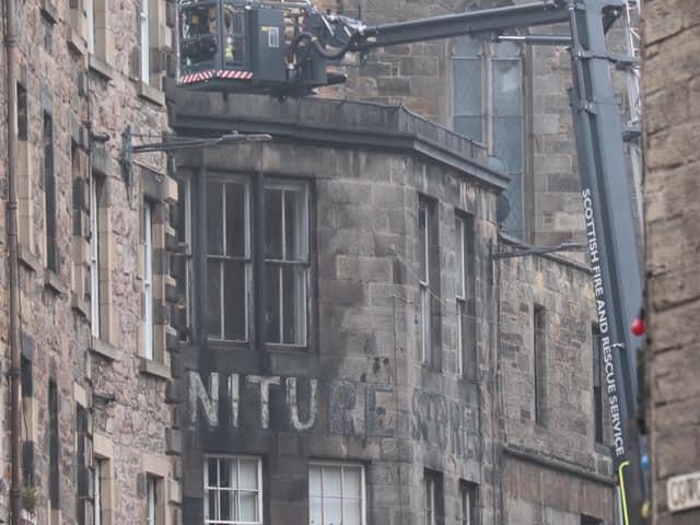 Height appliances have been seen on George IV Bridge and Candlemaker Row.
