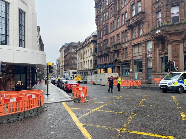 Images of the scene show police blocking off areas surrounding West George Street as they deal with the ongoing incident