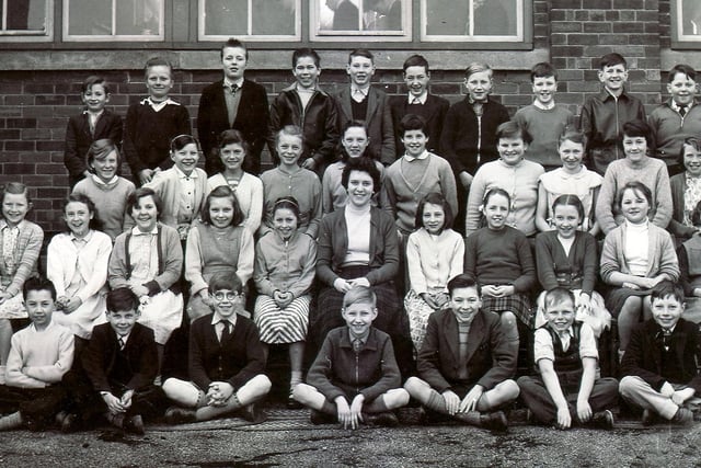 Class of Mrs Tucker, Pipworth Road School, 1956.  Submitted Mr D Taylor