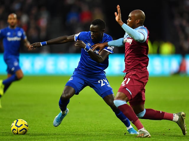 Everton are set to release striker Oumar Niasse on a free transfer, which could be of interest to Leeds United, who were said to have been offered the Senegal international last January. (Football Insider)