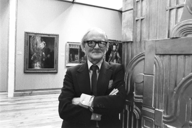 Sir Hugh Casson officially opens the Hunterian art gallery in Glasgow, June 1980