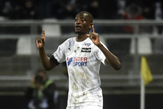 Arsenal are interested in Amiens forward Serhou Guirassy, who is also being monitored by West Ham United and Bournemouth. (Daily Mail)