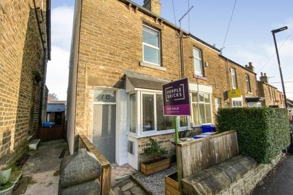 Marketing price: £220,000; 26 viewings; 12 offers (best and final bids); Sold for £240,00 (£20,000 over asking price); Sale agreed in 12 days