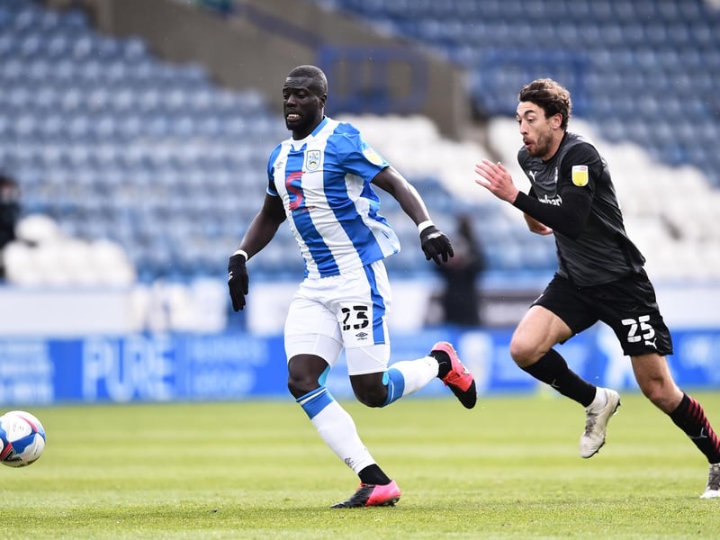So far, no new changes for the Terriers, with current player Sarr starting at centre-back.