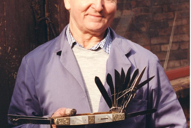 Stan Shaw, Sheffield’s pre-eminent pocket-knife maker who died March 2021. Picture taken in 1991. Ref no v02259