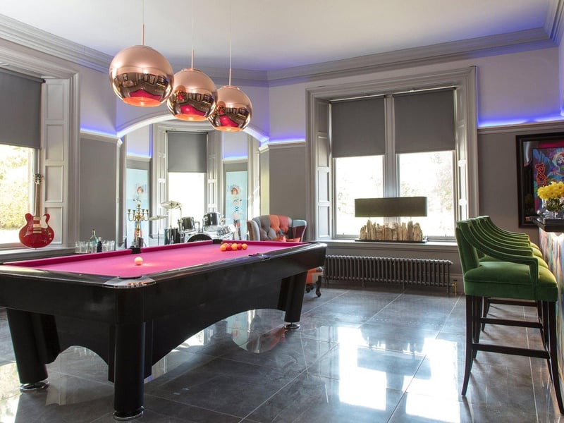 Billiard room.