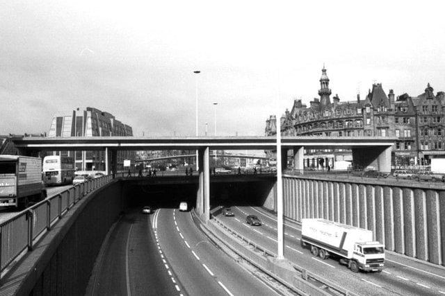 The abandonment of the remainder of the Inner Ring Road and its various connections has left a number of “visible loose-ends” including the large podium north of the Clyde at Charing Cross, which many mistook for an unused bridge. It stood empty until the 1990s when it was finally furbished with an office block as intended.