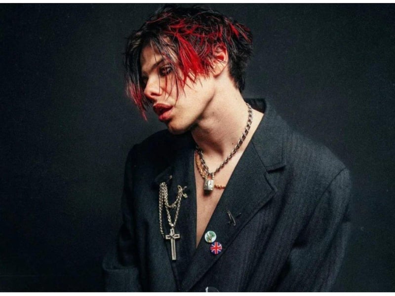 Doncaster’s pop-punk superstar, while maintaining a rebellious persona, has proven to be a savvy businessman. His wealth comes from a multi-faceted revenue stream, including his Bludfest music, his BRAT clothing line, and the profits generated by his new London store and gig venue, which sells unique merchandise like Bludbeer.