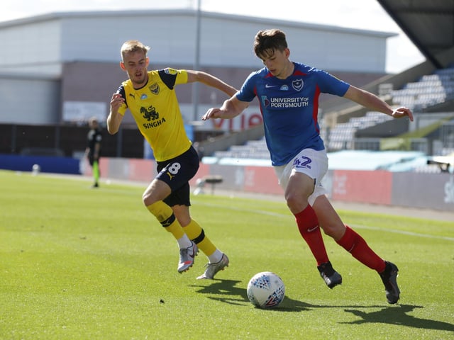 Steve Seddon runs with the ball.