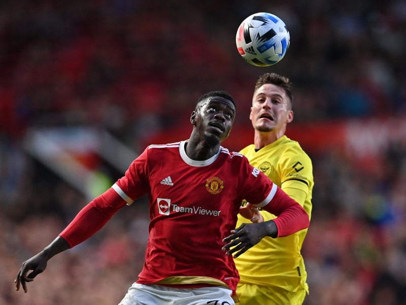 Newcastle United have been tipped to beat Aston Villa to the loan signing of Man Utd's £7m-rated defender Axel Tuanzebe. The 23-year-old looks set to move away on a temporary basis this summer, following the arrival of Raphael Varane from Real Madrid. (Football Insider)