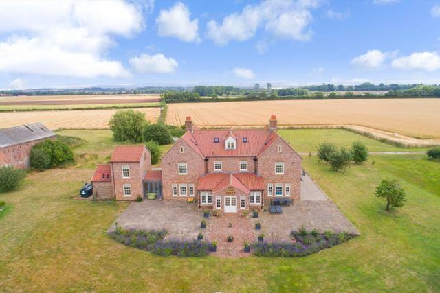 The large gardens and grounds fully surround the property, and includes a naturally fed wildlife pond, greenhouse, vegetable garden and selection of specimen trees. The total plot extends to over seven acres, including a fully fenced grassed paddock behind the house