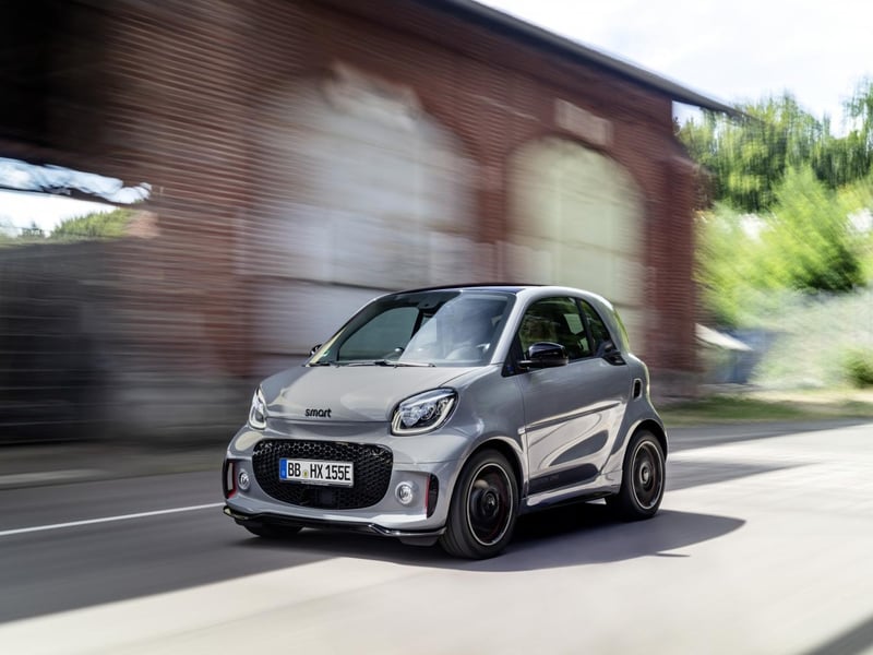 The unique Mercedes-backed city car has been brought bang up to date to meet the changing automotive landscape. The shape is instantly recognisable but the tiny petrol motor has been replaced by a single 80bhp electric motor. A 17kWh battery offers between 75 and 80 miles of range, and charging at a domestic 7kW wallbox takes just under three and a half hours. If the tiny two-door isn’t big enough, there’s always its big brother...