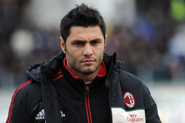 The stopper counts Chelsea and AC Milan among his former clubs, but couldn't win a deal at Sunderland in 2016. The Black Cats instead signed Mika, while Amelia turned his hand to coaching - where he most recently managed Serie D side Vastese.
