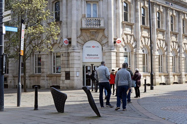 People pictured outside HSBC, Doncaster. Picture: NDFP-24-03-20 Donc Town 8-NMSY