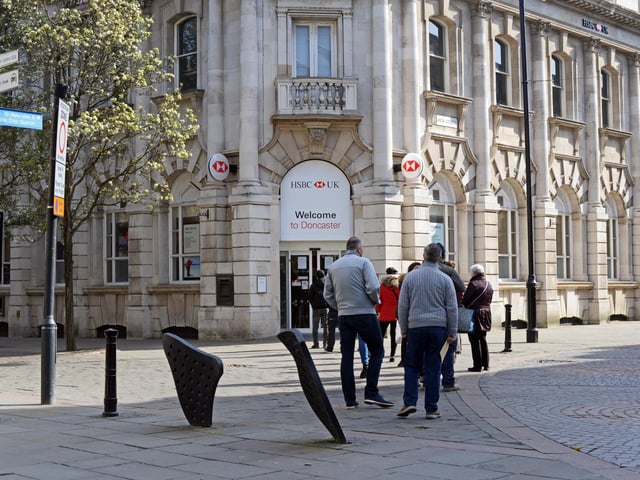 People pictured outside HSBC, Doncaster. Picture: NDFP-24-03-20 Donc Town 8-NMSY