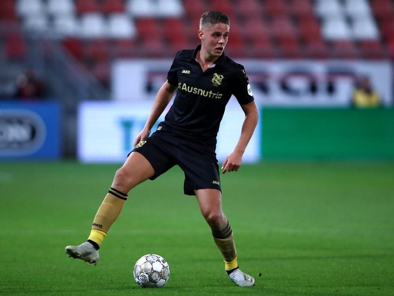 Heerenveen midfielder Joey Veerman has attracted interest from across Europe with Rangers named amongst his admirers in May. However Dutch colleagues advised him to stay in the Eredivisie but he seemed to be edging towards a move to Serie A with Atalanta keen this week.