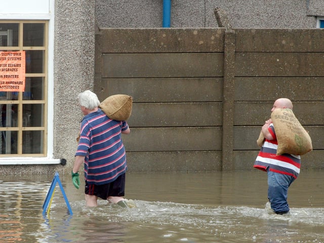 Pleasley Meden Square flood from 2007