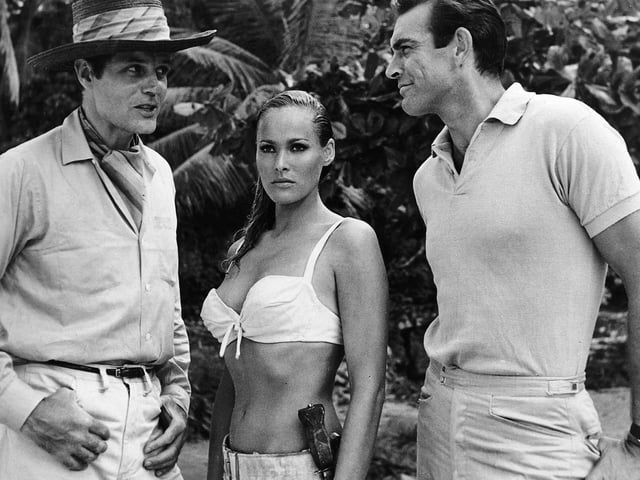 Jack Lord, Ursula Andress and Sean Connery in Dr. No - 1962