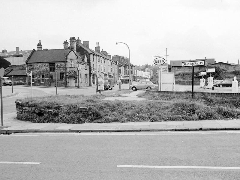 The junction of Ratcliffe Gate and Great Central Road in 1968