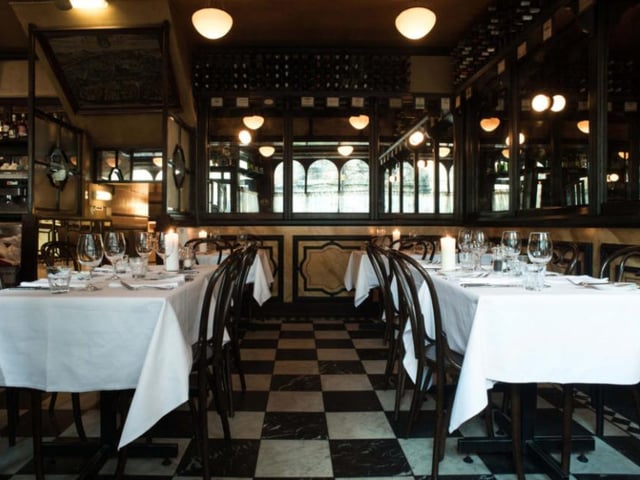 When you think of romantic restaurants in the capital, everyone mentions the Secret Garden at The Witchery. However, we also have the feels for this twinkly French bistro, as the food is just as seductive as the interior.
34 Thistle Street NW Lane, Edinburgh, www.cafesthonore.com