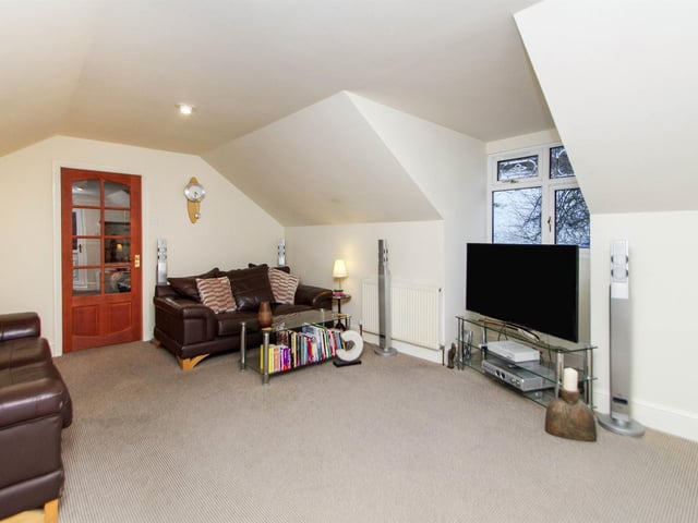 The self-contained annexe features a lounge/kitchen, double bedroom and shower room.
