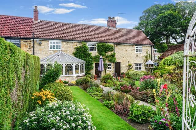 This stunning home in Brookhouse is a 30 minute drive away from Sheffield and is surrounded by countryside
