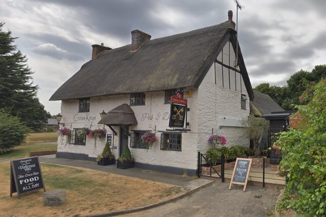 “We went to the Cross Keys for the first time today to have a Sunday roast.  It was incredible, the options for different meats were good and there was also a vegetarian wellington which my wife had.” Google reviewer