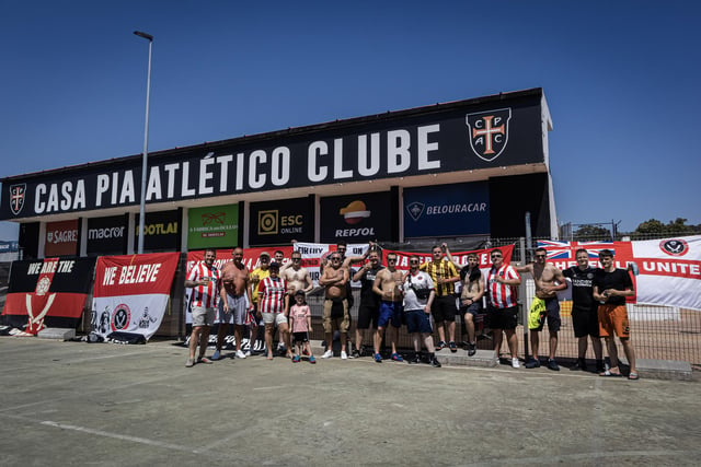 Sheffield United fans on tour in Casa Pia