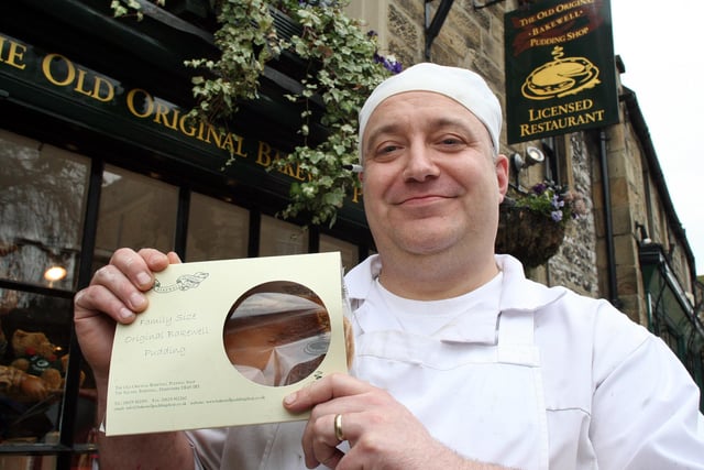 Head Baker Gary Fox with a boxed Bakewell Pudding, a traditional Peak District delicacy with a worldwide reputation in 2008