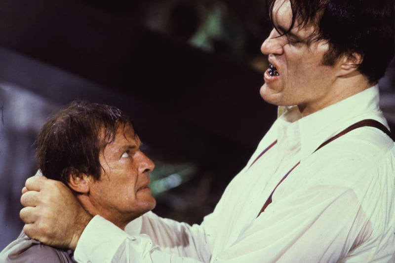 Roger Moore, Richard Kiel
Moonraker - 1979
Director: Lewis Gilbert