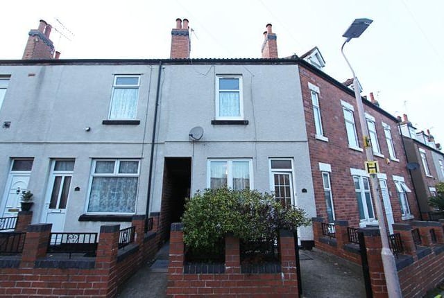 Viewed 1411 times in the last 30 days. This two bedroom terrace has been newly refurbished throughout and is available now. Marketed by Just Move Estate Agents, 01623 355630.