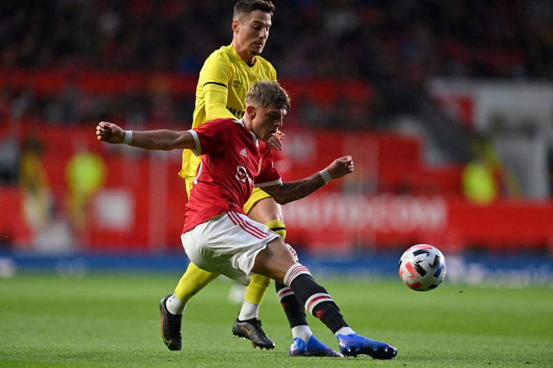 Norwich City look to have beaten the likes of Newcastle United and Southampton in the race to sign Manchester United full-back Brandon Williams on loan. The 20-year-old has made fifty senior appearances in two seasons for the Red Devils. (Sky Sports)