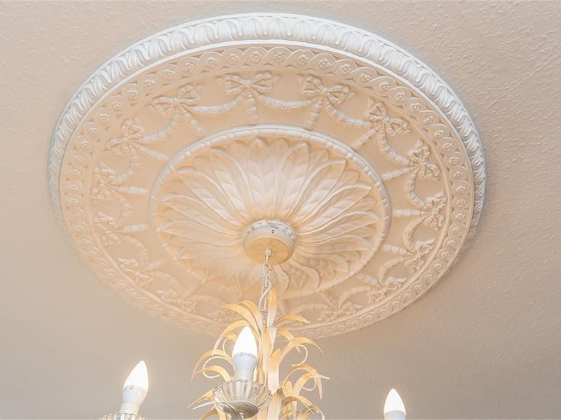 Ceiling rose in living room.