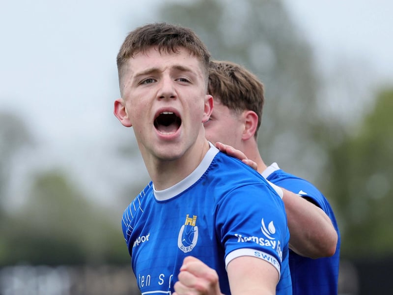 One of the first names mentioned this summer and linked with a number of clubs including Wrexham and Charlton, the Dungannon Swifts striker has incredibly turned his back on football at the age of 21 to concentrate on Gaelic Games. Swift has played hurling and Gaelic football for Armagh, where he's pursuing his ambitions away from football.