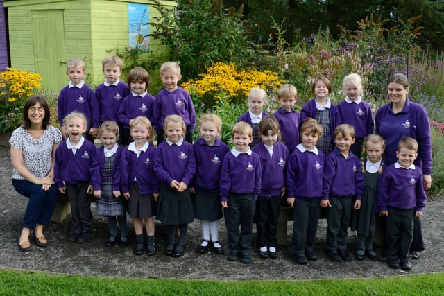 New reception class pupils at Swansfield Park First School in Alnwick  with Anne-Marie Grimes and Vicky Norman.