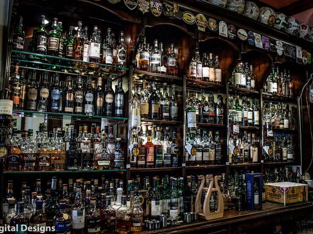 Whisky, Real Ale, Food... this place has the lot. Picture: https://www.flickr.com/photos/digital-designs