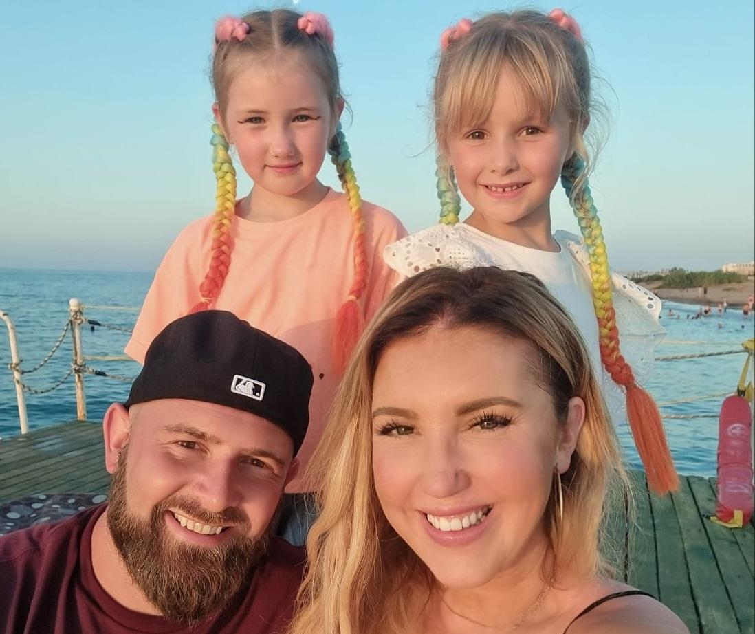 Heartbreak as bride dies of cancer before first wedding anniversary