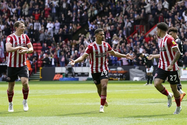 Like his partner, grabbed a goal and an assist. Managing the high-pressure task of leading Sheffield United's attack with distinction.