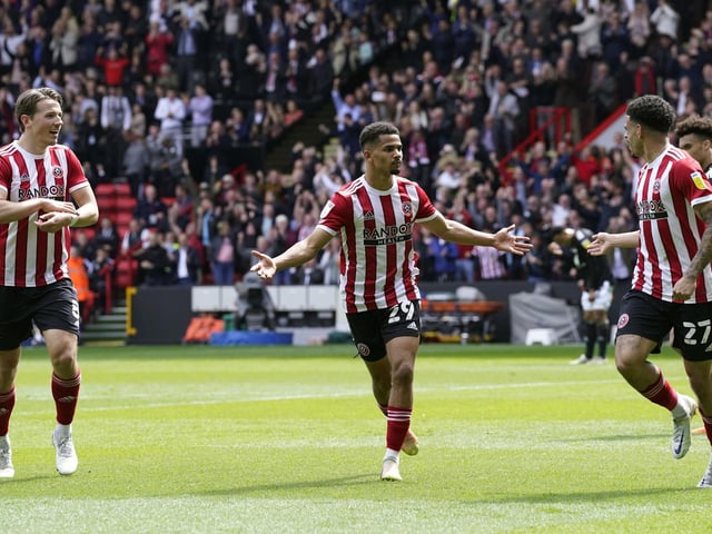 Like his partner, grabbed a goal and an assist. Managing the high-pressure task of leading Sheffield United's attack with distinction.