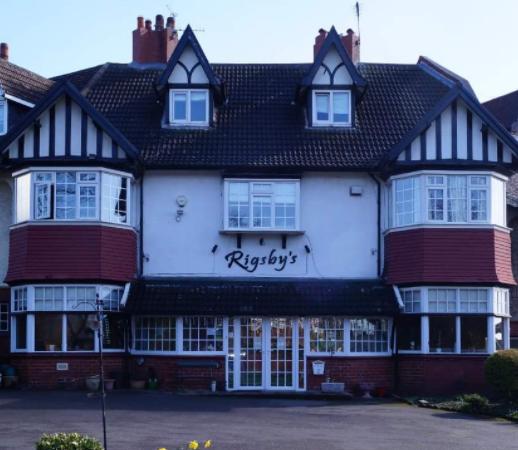 Rigsby's Guest House, 84 Thorne Road, DN2 5BL. Rating: 4/5 (based on 43 Google Reviews). "We had a lovely stay. Beautiful room, great amenities, very cute kitchen and our doggy loved it too!"
