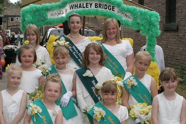 Whaley Carnival, the 2008 queen and retinue with the retiring 2007 queen and retinue