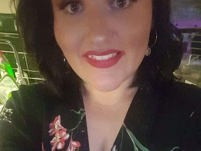 Jody Henderson says of her sister: "She does 12 hour shifts through the night and helps people who have dementia, it's particularly hard as her residents don't know what's going on and she does her absolute best to protect and make sure they're all safe"