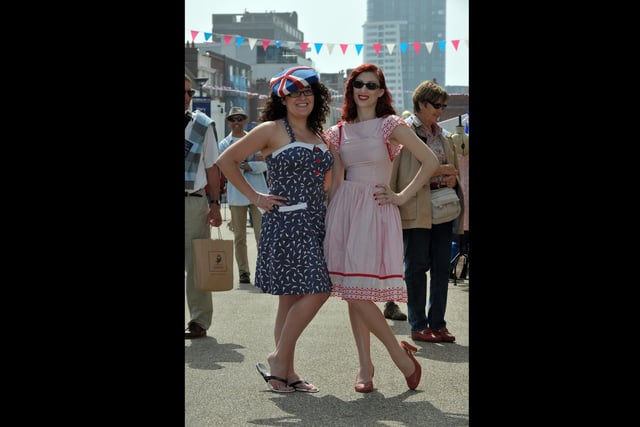 Katie Vale (left) and Betty Hobcraft dressed to impress at Victorious Vintage at Portsmouth Historic Dockyard.
Picture: Steve Reid 121916-676