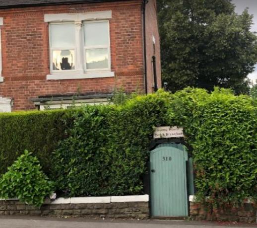 As a bed and breakfast, this great late Victorian property (built in 1903) with its high ceilings add to the feeling of space and freedom, along with stylishly designed rooms with attractive, welcoming layouts, is a home from home. You can call them tonight on, 0115 956 4985.