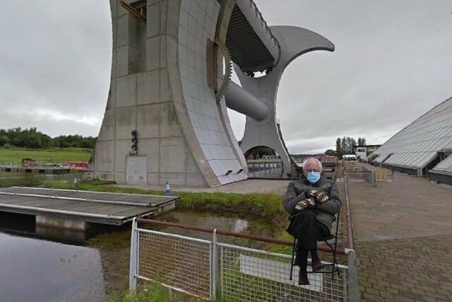 Balanced in quite a precarious position here, where could Mr Sanders be expecting to jump aboard on this canal connector?