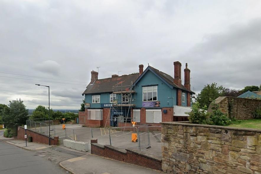 Plans to transform former Kimberworth pub into restaurant and shop to get green light