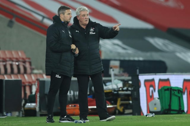 Newcastle United boss Steve Bruce was spotted watching Peterborough United’s clash with Crewe Alexandra in League One. The Magpies boss was reportedly scouting Siriki Dembele. (Various)